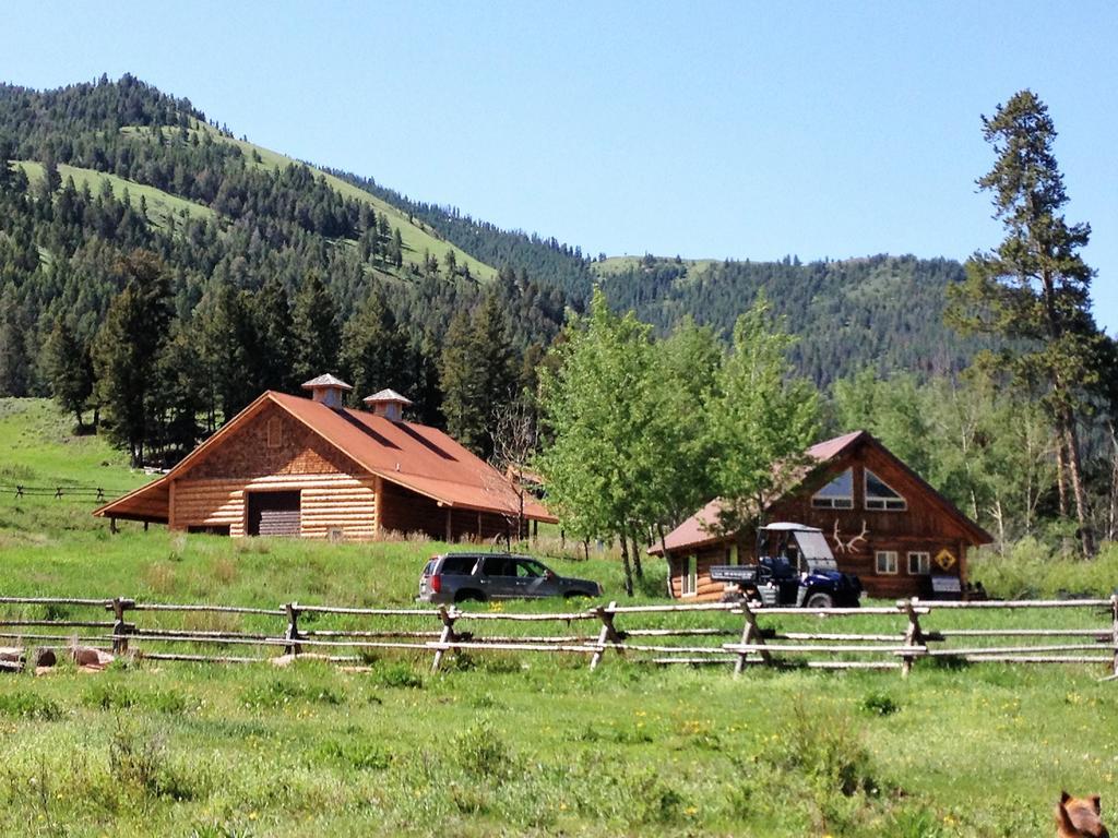 Grandpa'S Cabin Гардинър Екстериор снимка